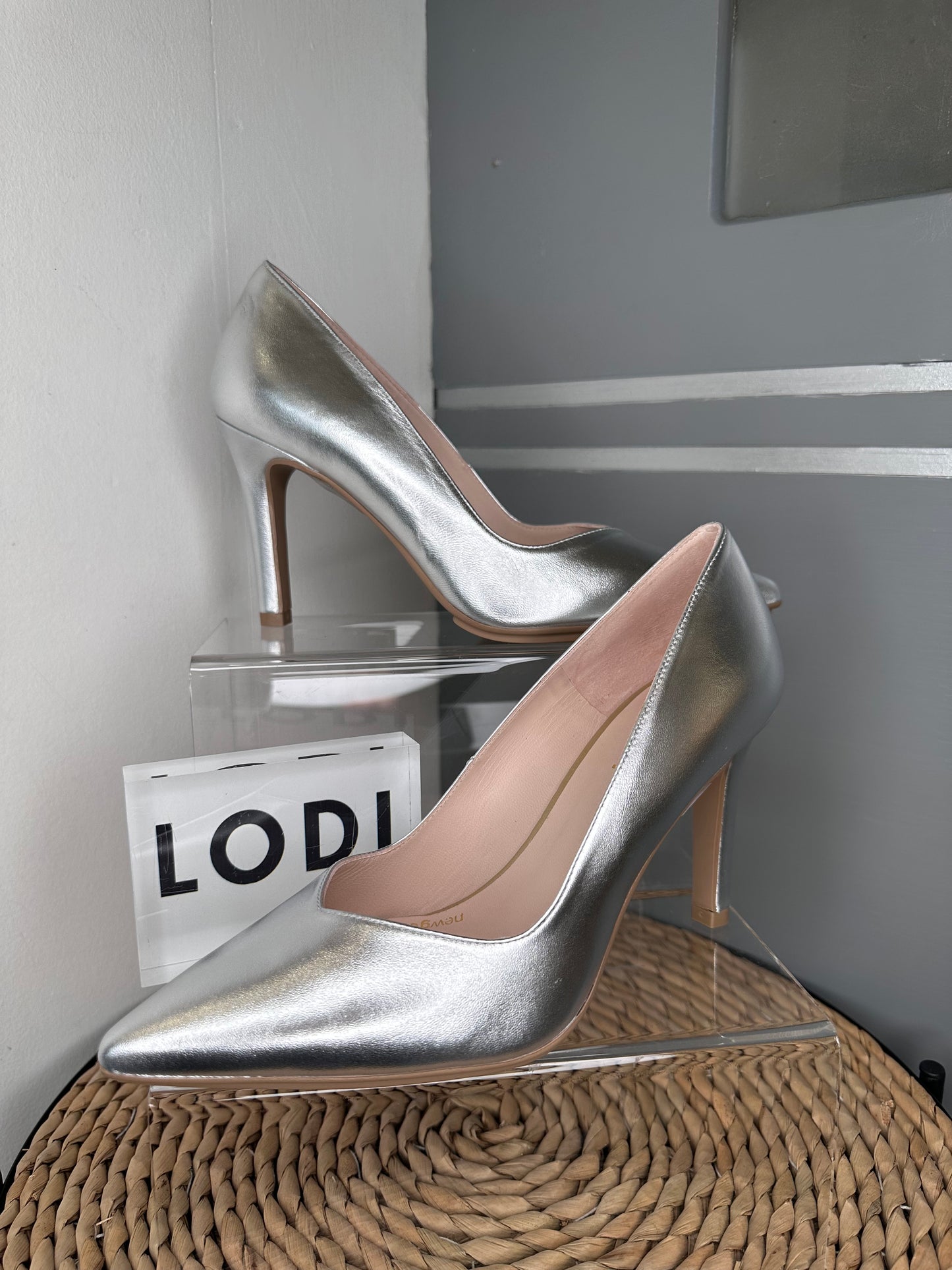 Lodi -Robot TP Metallic Silver Court Shoe