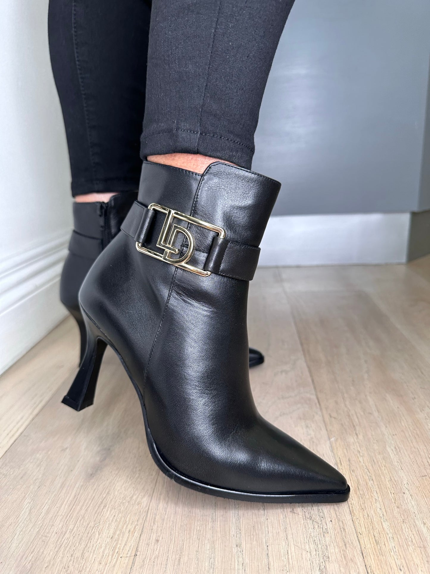 Lodi- Mositc Black Nappa Leather Pointy Toe Mid Heel Short Boot
