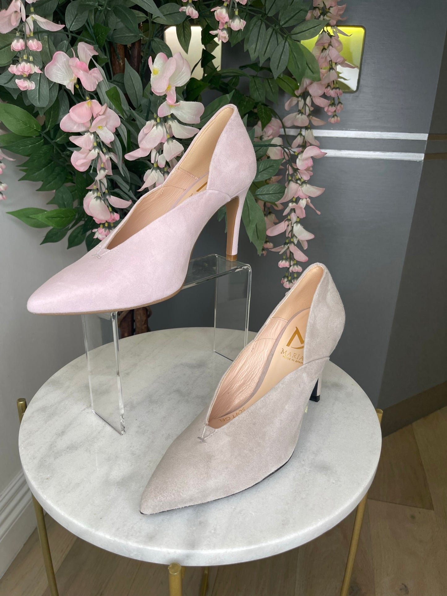 Marian – Soft Pink Suede Court Shoe 3313